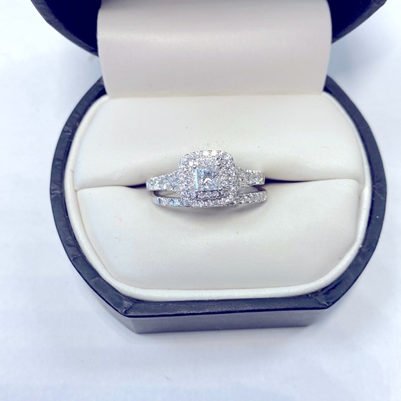 NEW 14K Gold Diamonds Bridal Set - Picture 3 of 7